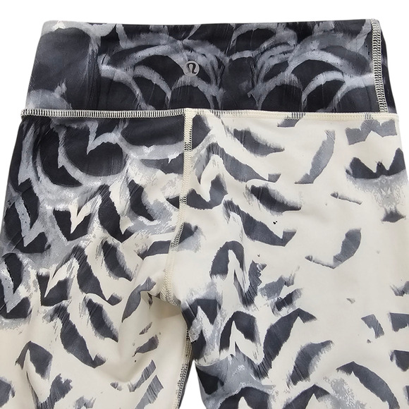 NWT Lululemon Leggings Womens Size 2 Wunder Under Crop II White Gray Stretch - Picture 6 of 12